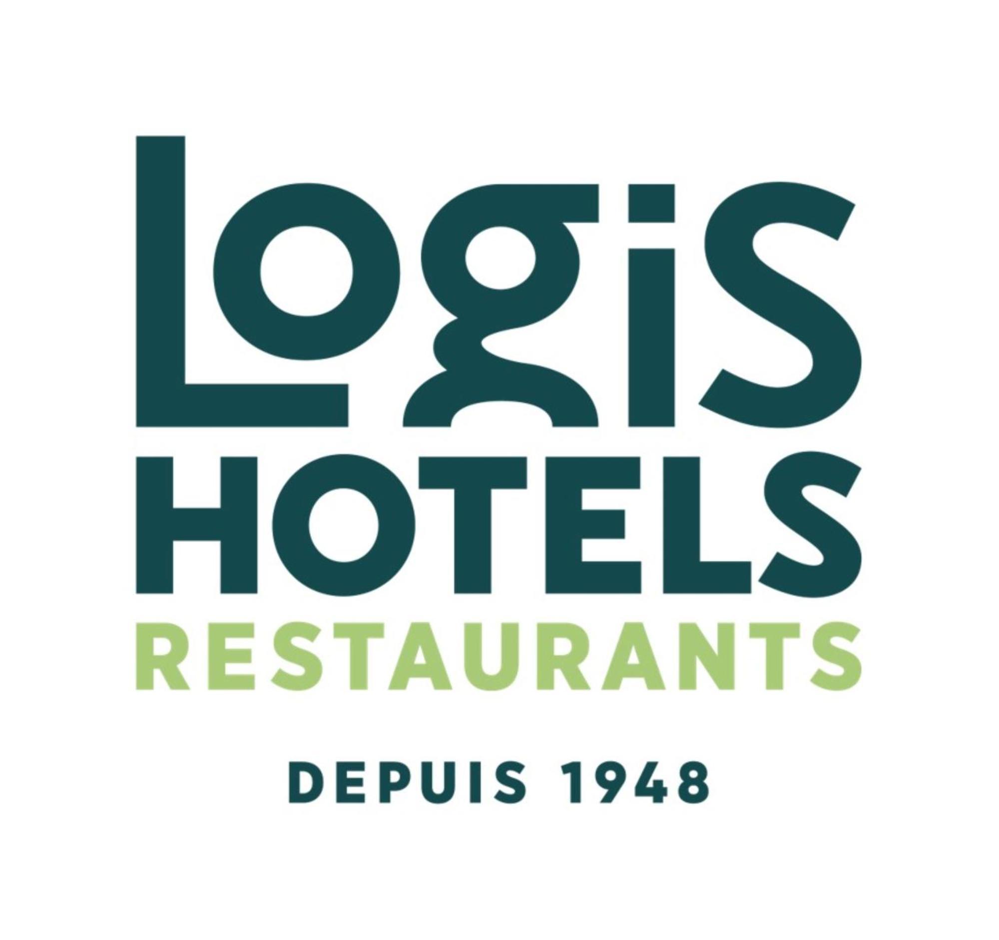 Logis - Hotel & Restaurant Le Gonfalon Germigny-l'Eveque Exterior photo