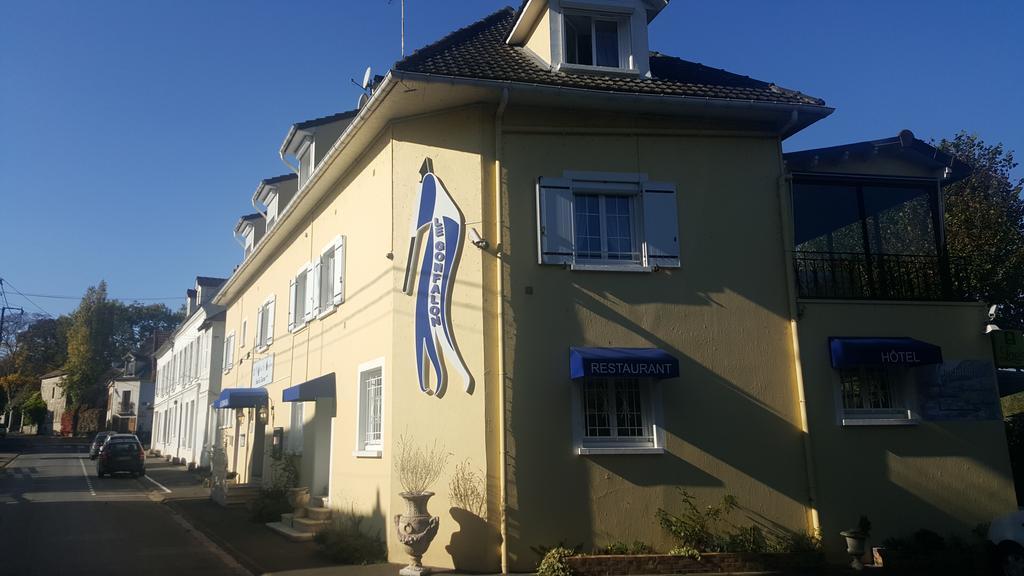 Logis - Hotel & Restaurant Le Gonfalon Germigny-l'Eveque Exterior photo